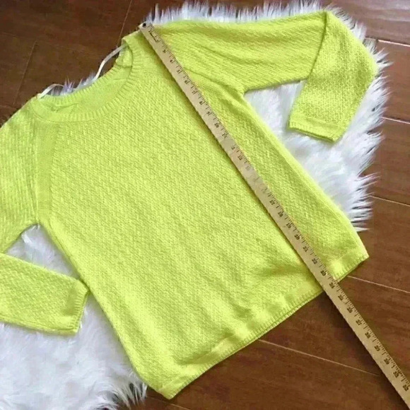 Lemon Lime Sweater Acrylic Size Medium - Picture 5 of 6